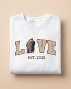 Sweat-shirt personnalisé avec portrait brodé photo AMOUR et #1 · T-shirt #1